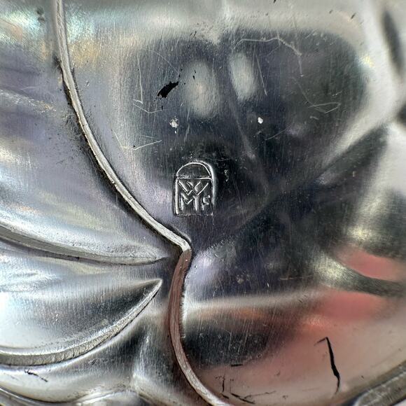 WMF Metalworks Art Nouveau Leaf Aluminum Ashtrays - Set of 6 - German - Picture 8 of 10